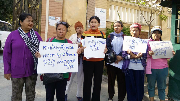 អ្នក​មាន​ជម្លោះ​ដីធ្លី​នៅ​បុរីកីឡា​ខ្លះ​ព្រម​ទទួល​សំណង​ជា​ថ្នូរ​នឹង​ការ​ចាកចេញ